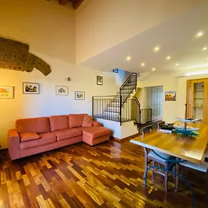 Franziska Lift & Ac A Ballaro Homestay