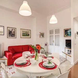 La Casa Di Nonna Pina , Roma Italia