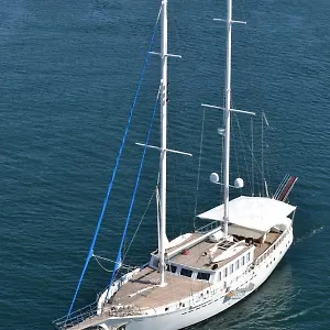  Botel Dvi Marije Italy